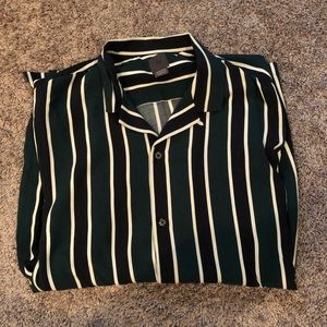 Men’s H&M navy blue & teal silky button up